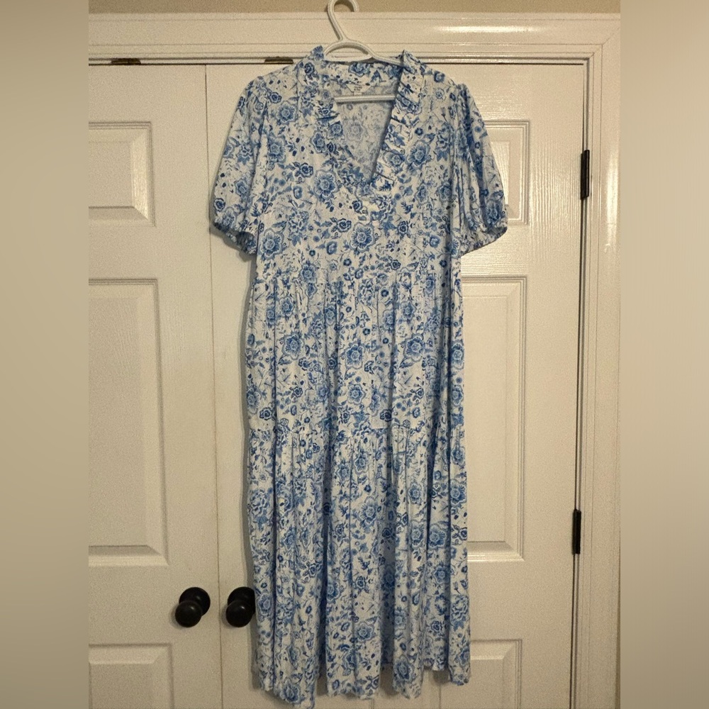 Crown and Ivy Maxi Dress